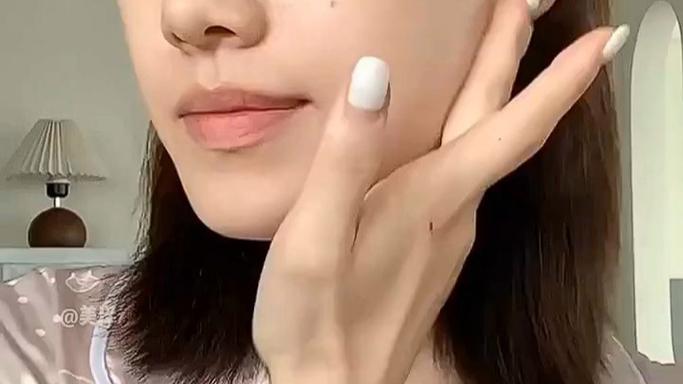水优季极光水使用科普：这些常见错误用法你中招了吗？附正确操作步骤