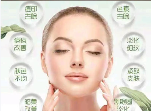 懒癌护肤选它就够！水悠季极光水保湿提亮焕肤一步搞定