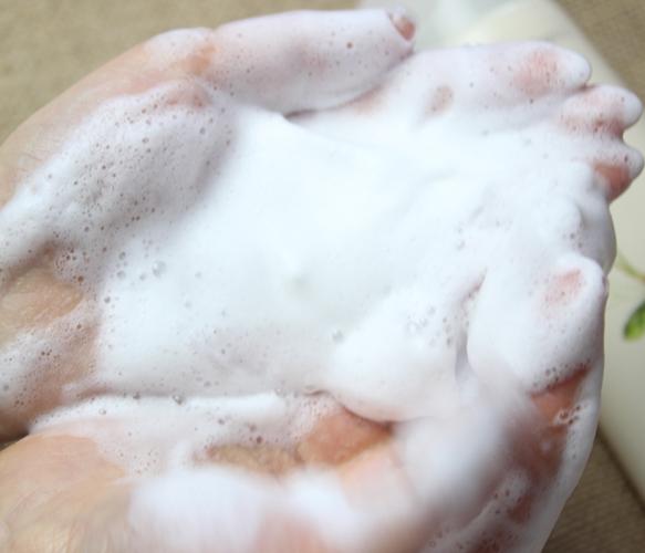 选洁面不踩坑！水优季洁面乳各类清洁护肤需求全满足